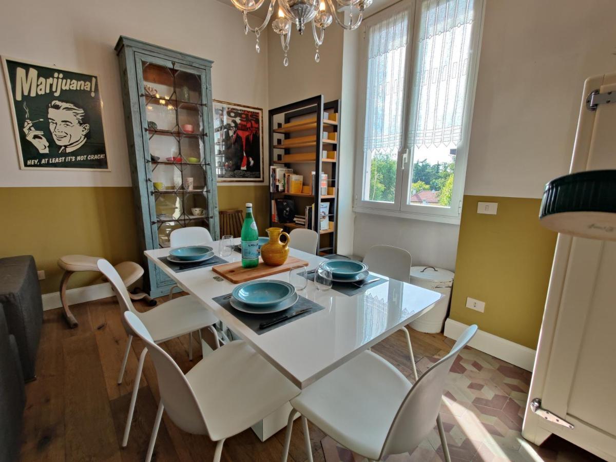 Apartment Elegante Trilocale A Mailand