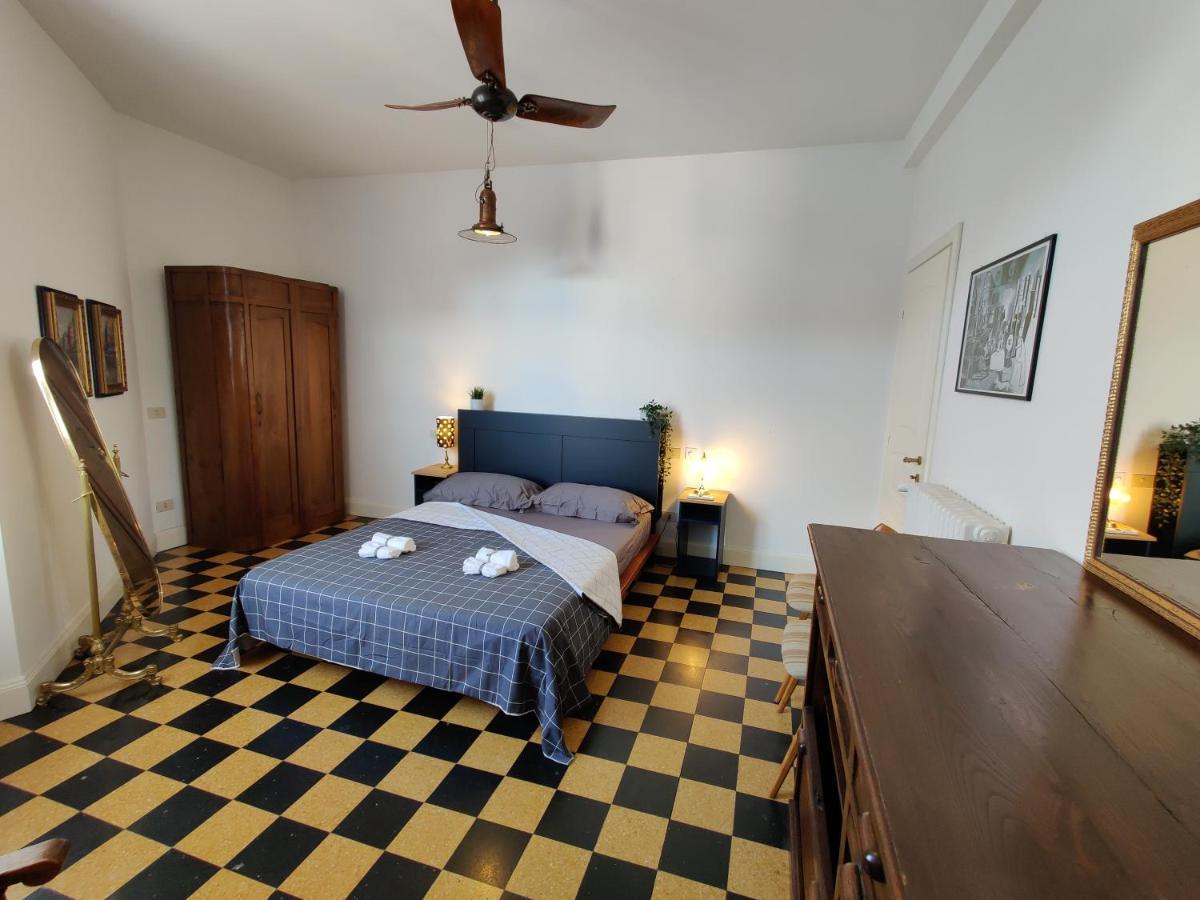 Apartment Elegante Trilocale A Mailand